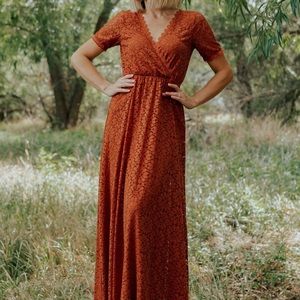 Baltic Born Venice Lace Maxi Dress, size Medium NWT